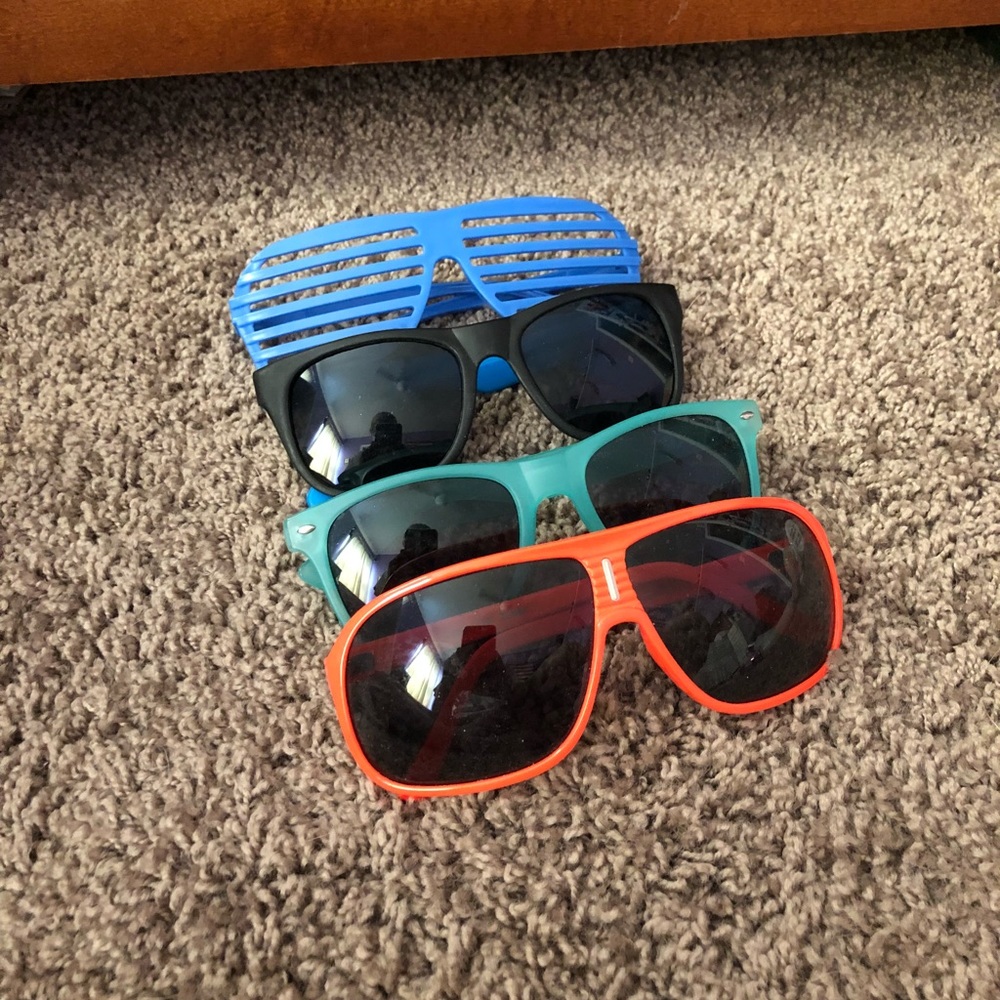 sunglasses